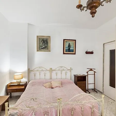 Limited Edition Bed & Breakfast Bari